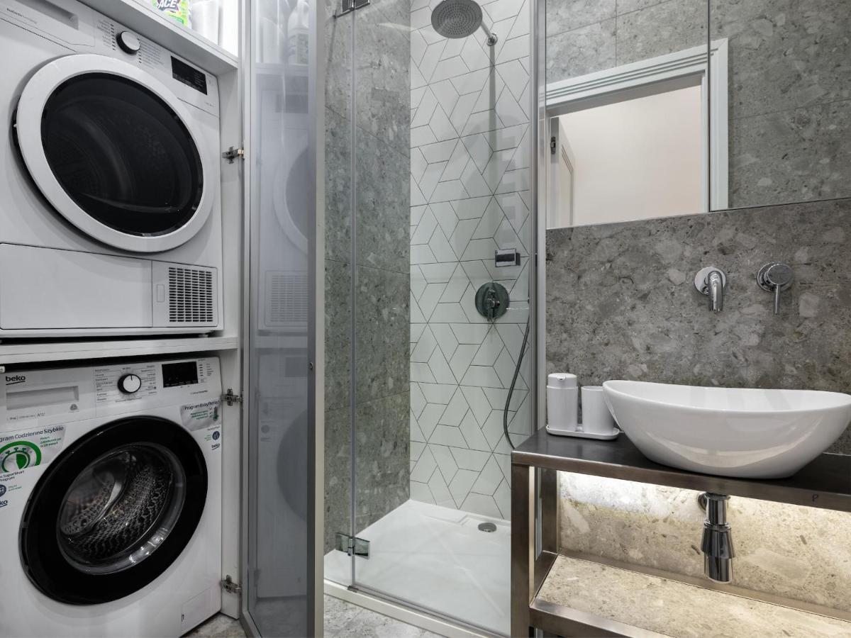 Tyzenhauz Grand Apartaments Krakau Buitenkant foto