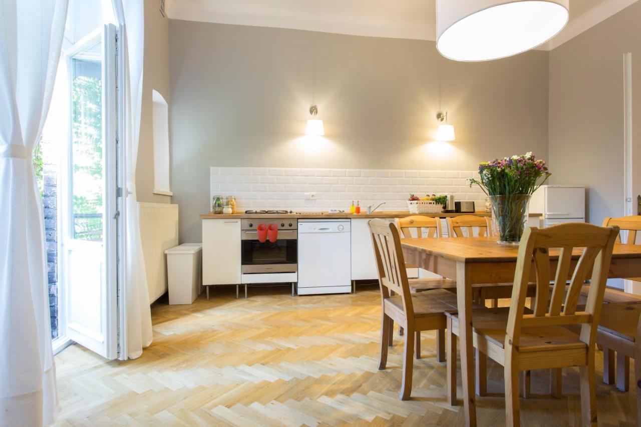 Tyzenhauz Grand Apartaments Krakau Buitenkant foto