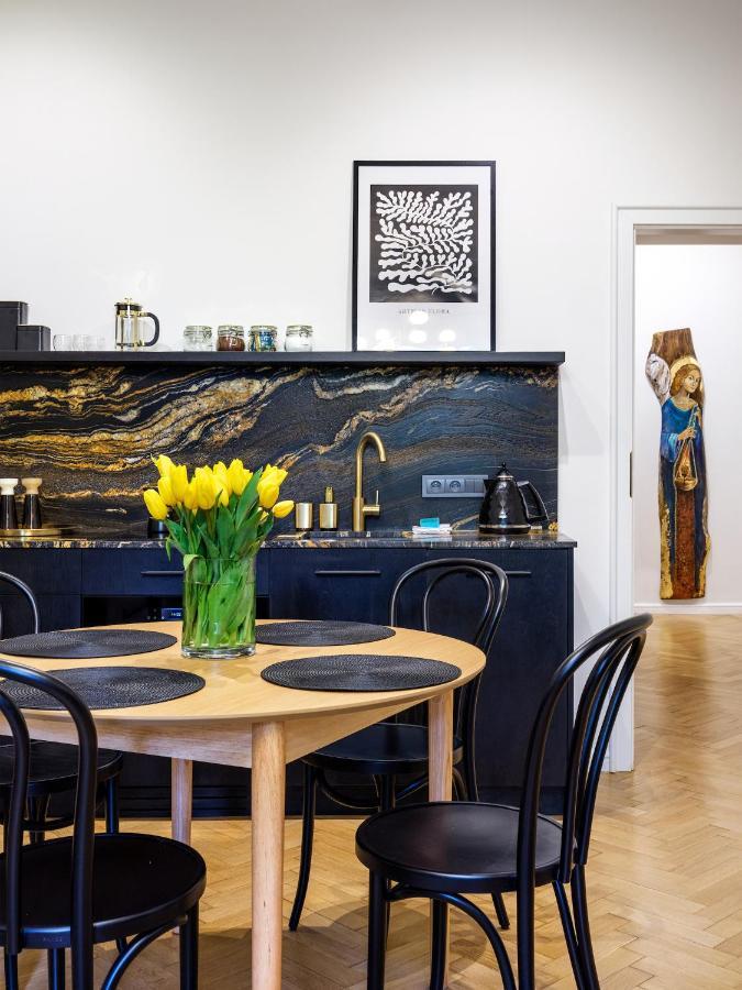 Tyzenhauz Grand Apartaments Krakau Buitenkant foto