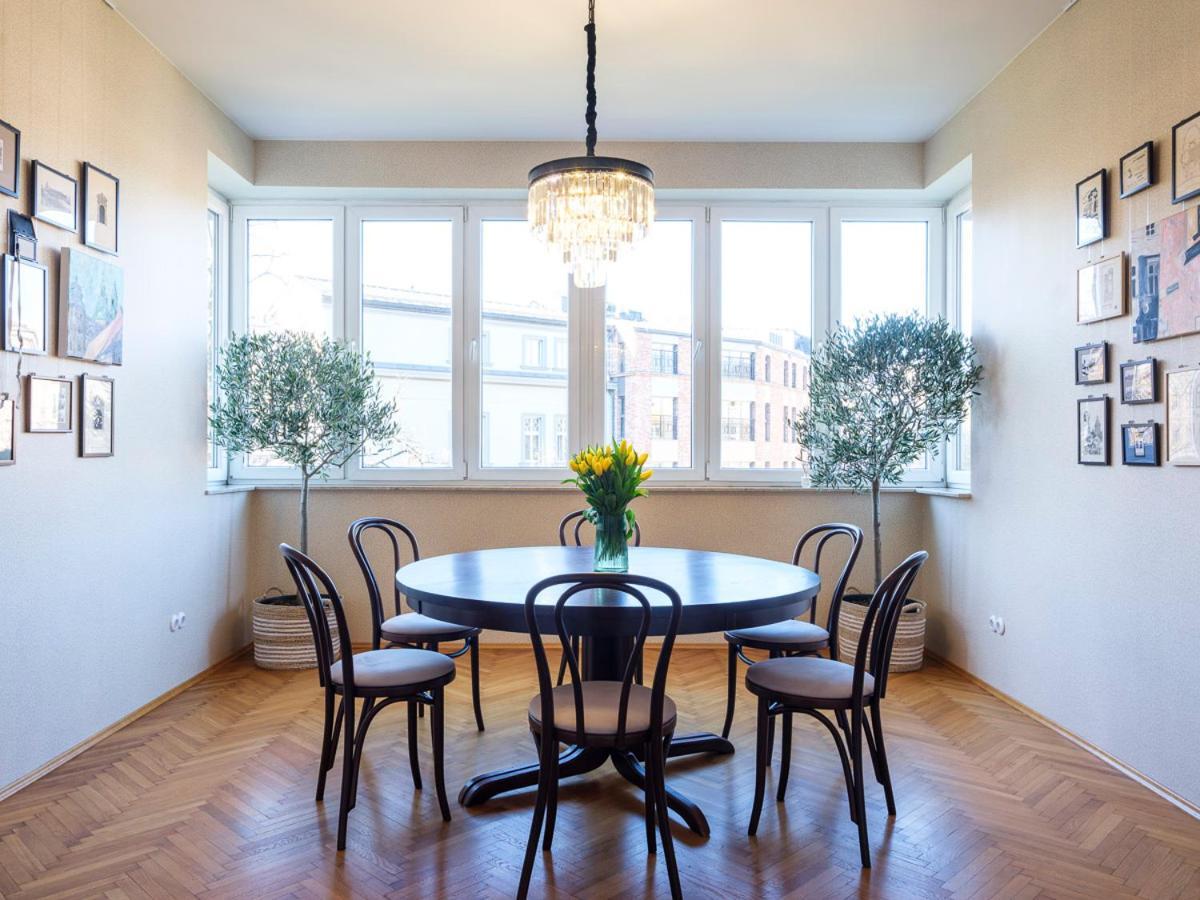 Tyzenhauz Grand Apartaments Krakau Buitenkant foto