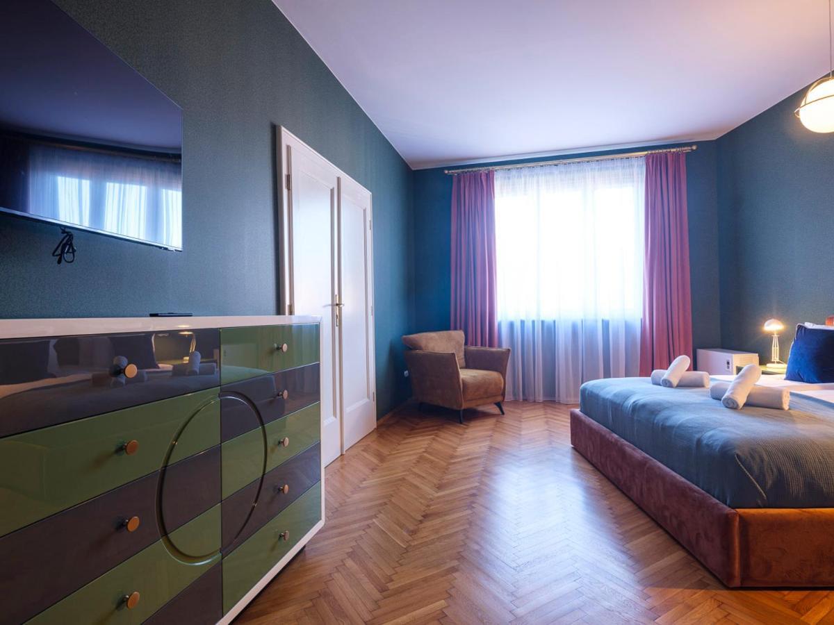 Tyzenhauz Grand Apartaments Krakau Buitenkant foto