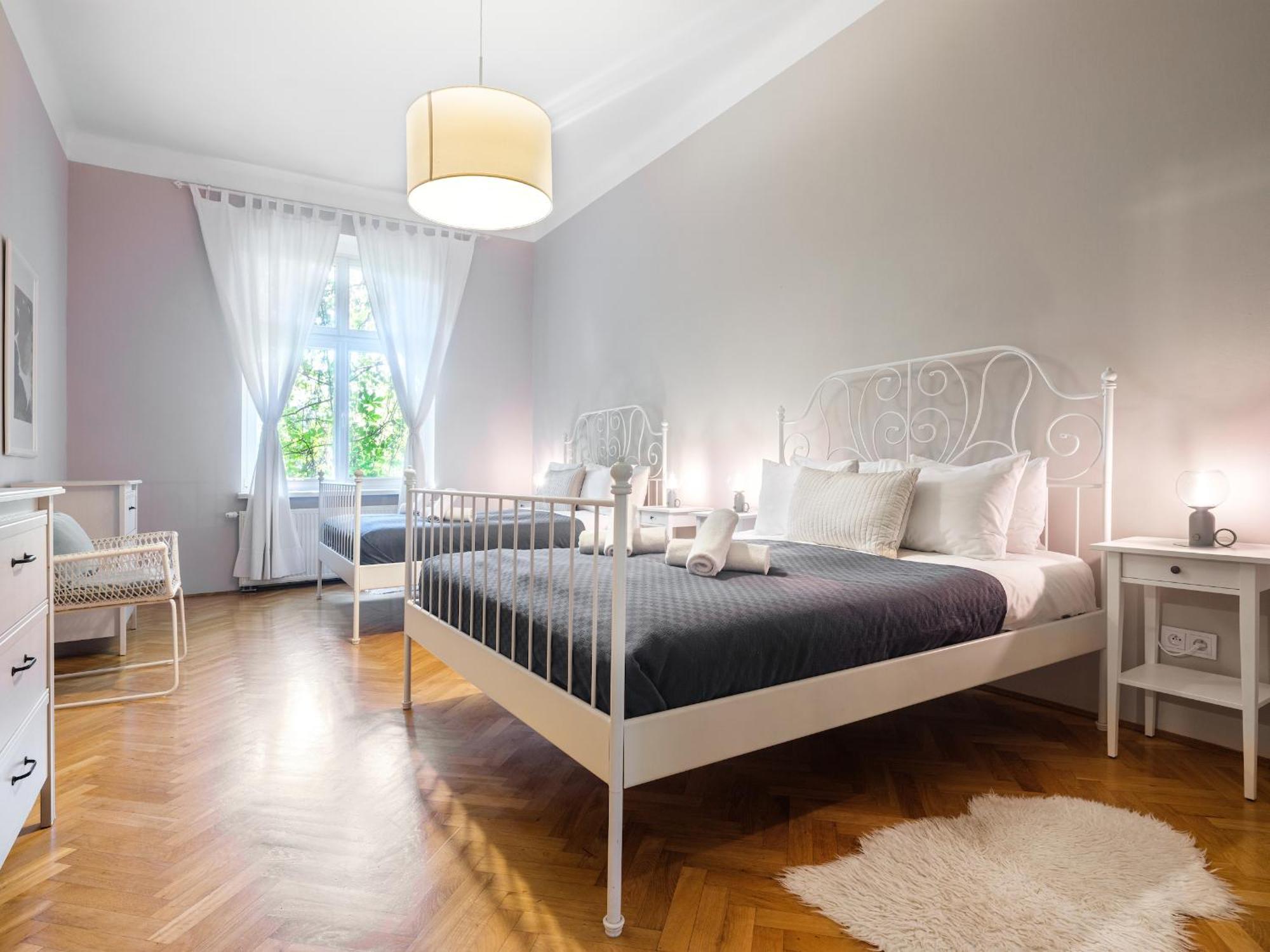 Tyzenhauz Grand Apartaments Krakau Buitenkant foto
